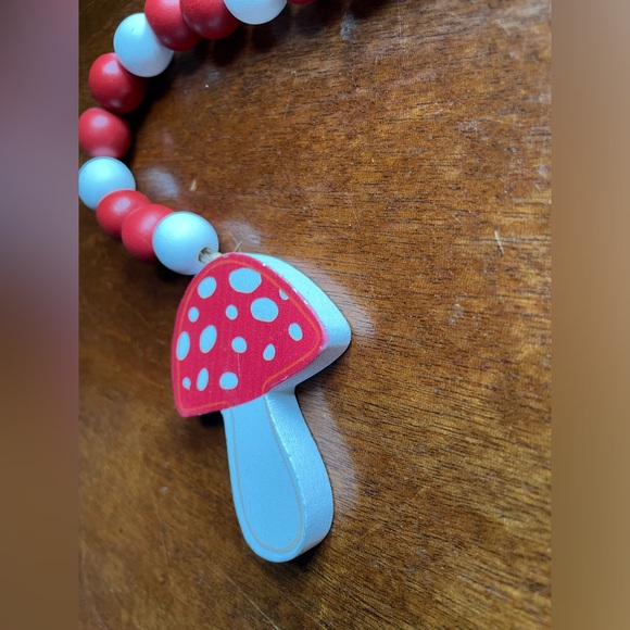 3 Piece Mushroom Decor Beaded Garland, Pot Holder and Wood Stand - Picture 11 of 12